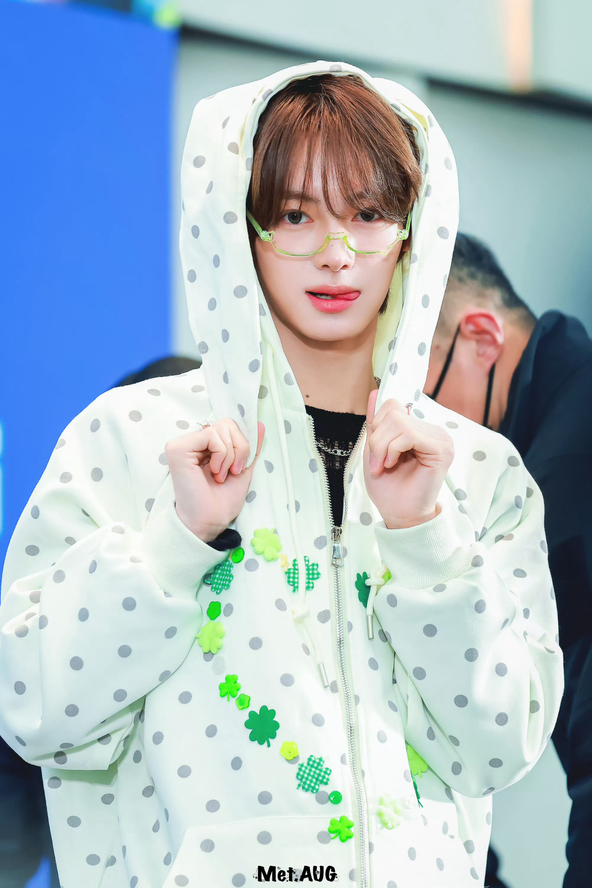 韩振一直想着中国粉丝 今天的TWS签售，韩振说：当受到委屈的时候，都是想着中国粉