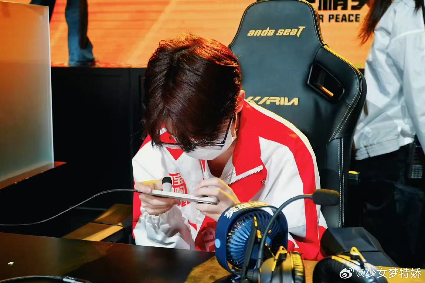 花花十夺MVP十夺MVP，不止是荣誉，更是日复一日的努力与坚持，花花继续在赛场上