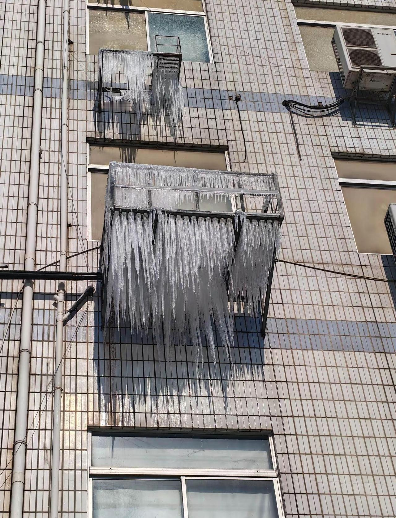 这是啥-河南中原地带小二十年都没这样了，连安阳都没见过情况了