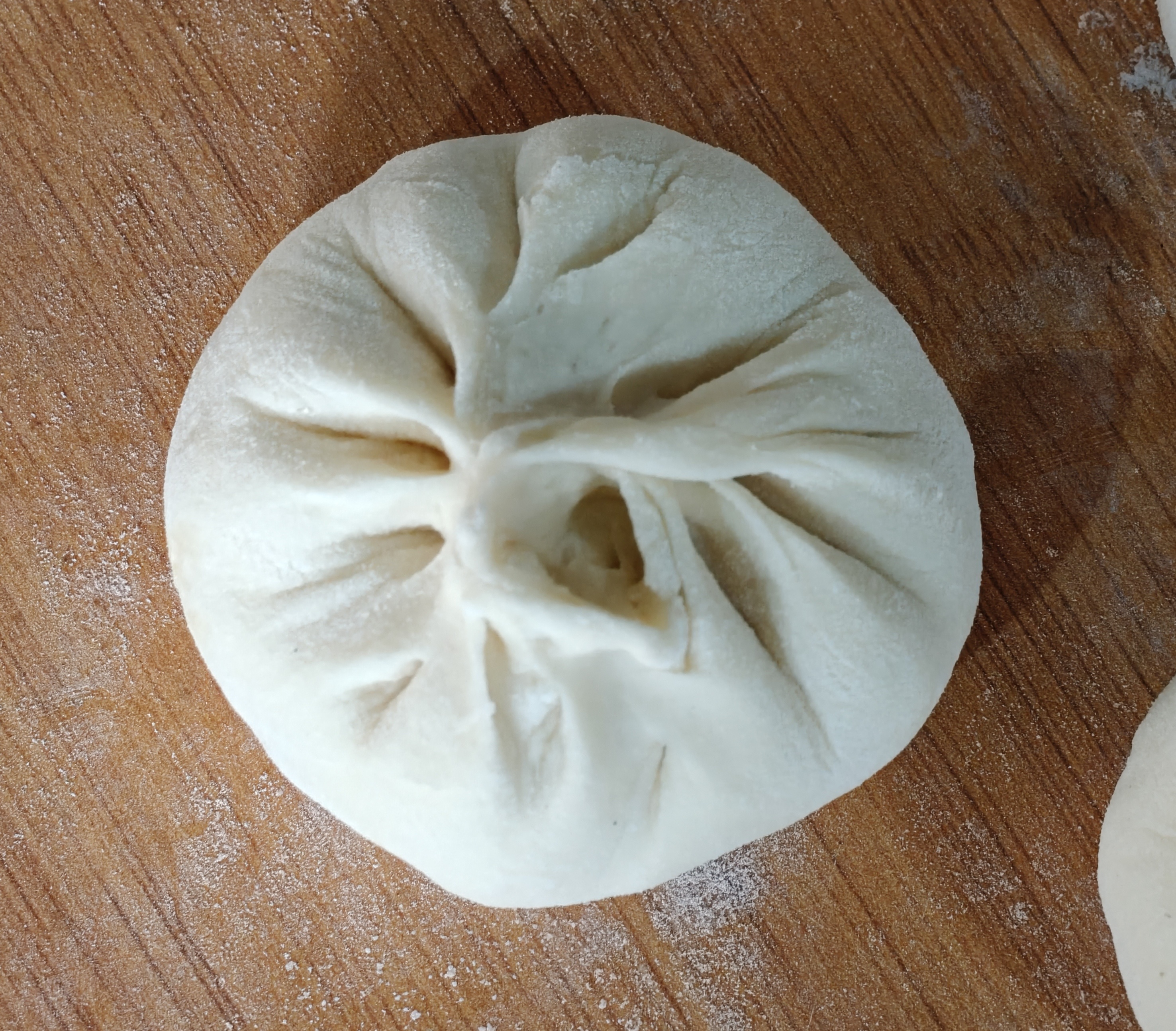 今天的主线任务是包包子图1 图2 你们觉得哪个更好看