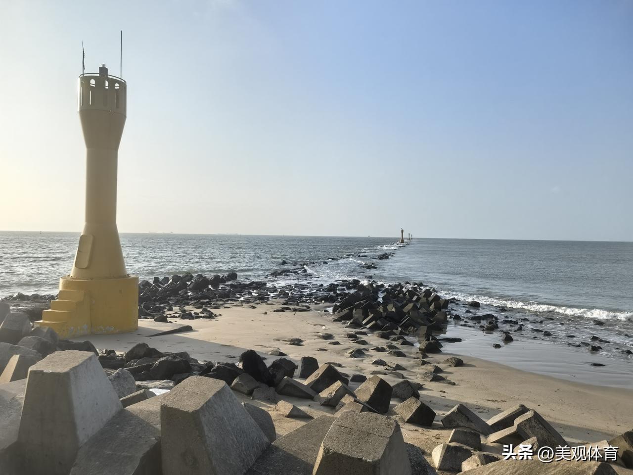 清澜半岛南端潮起潮落。