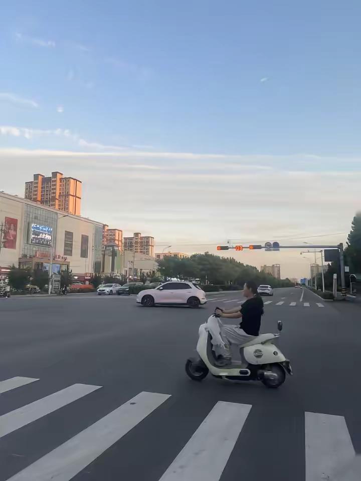 临西很小 小到哪里都可以见面 临西很大 大到见一面都很难