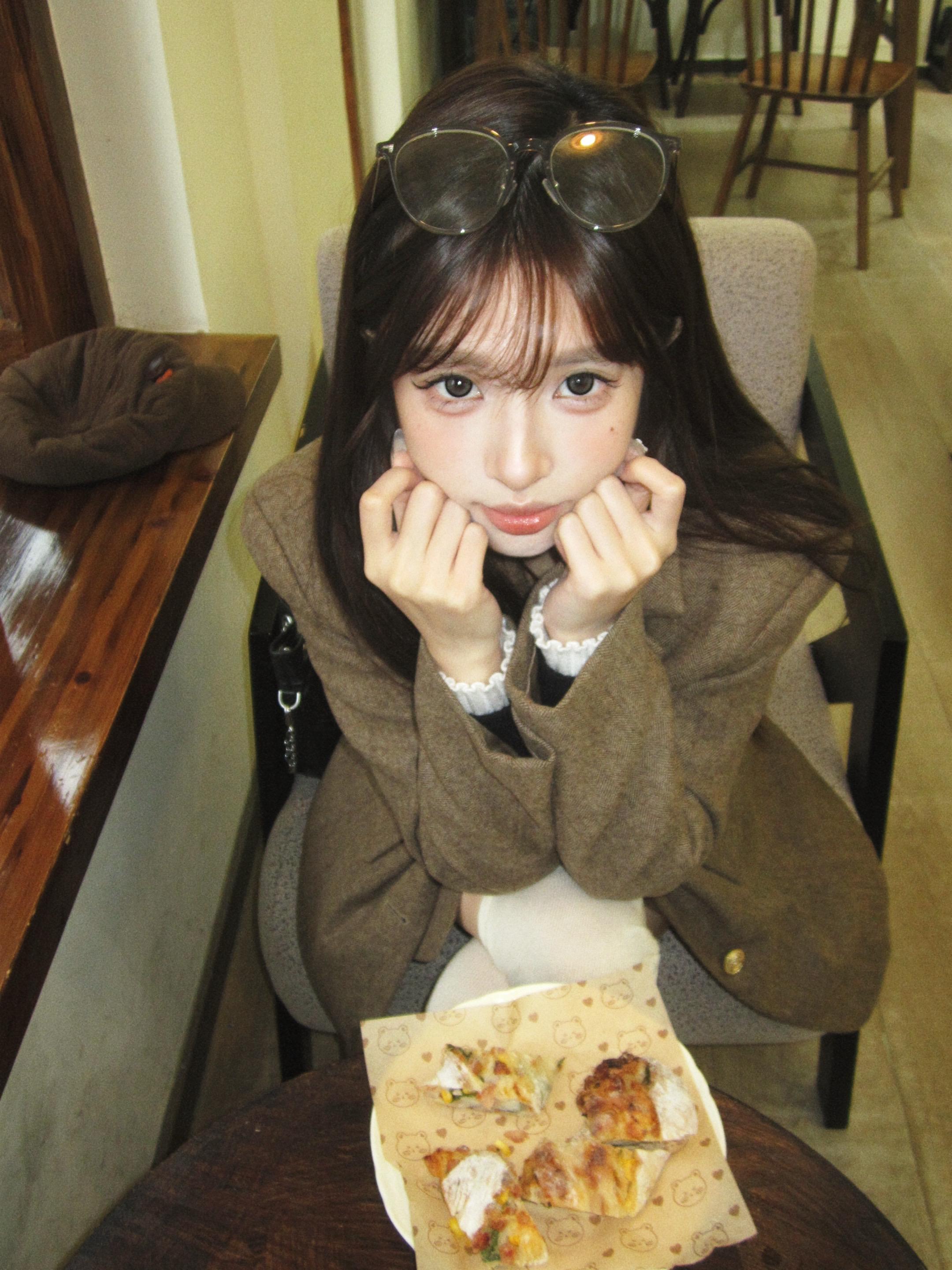 我對你來說是一顆星也好……請你繼續做我的宇宙吧