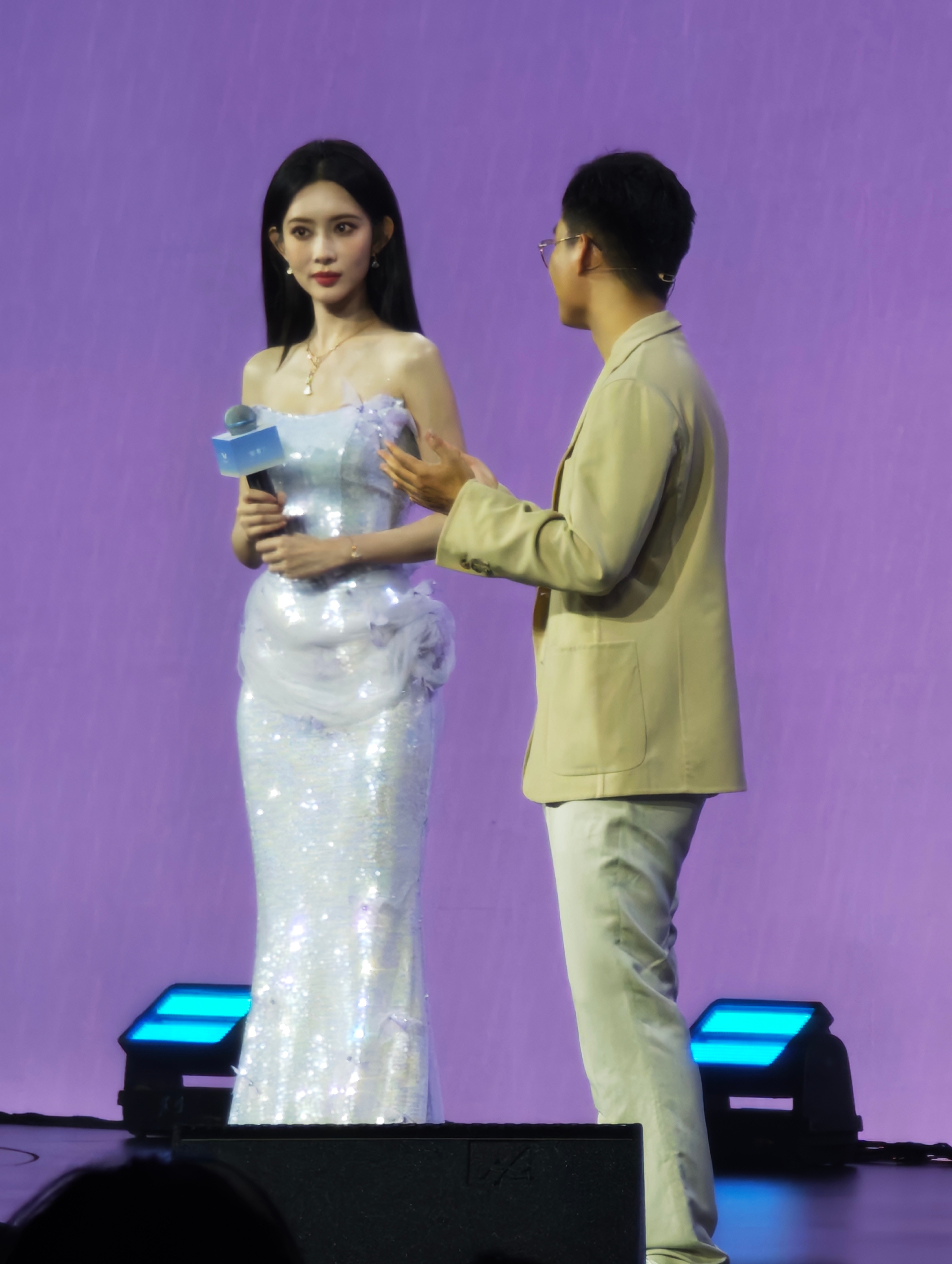 五菱缤果S预售价格给力，这次压力给到谁了？我是超喜欢它的仪表设计！而且质感比缤果