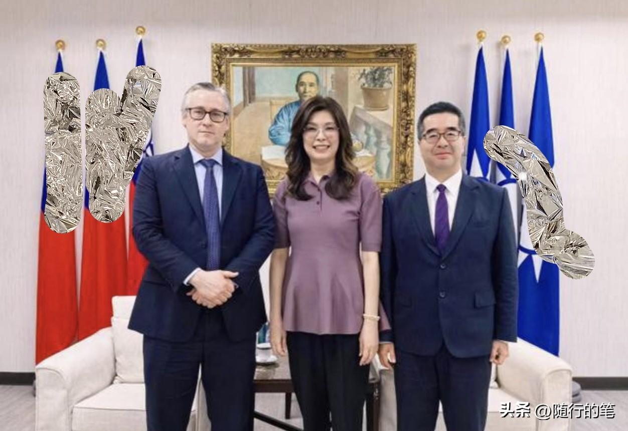 力挺萧旭岑？郑丽文没有公开发表意见，但是实际行动已经证明了她的态度。

日前，郑