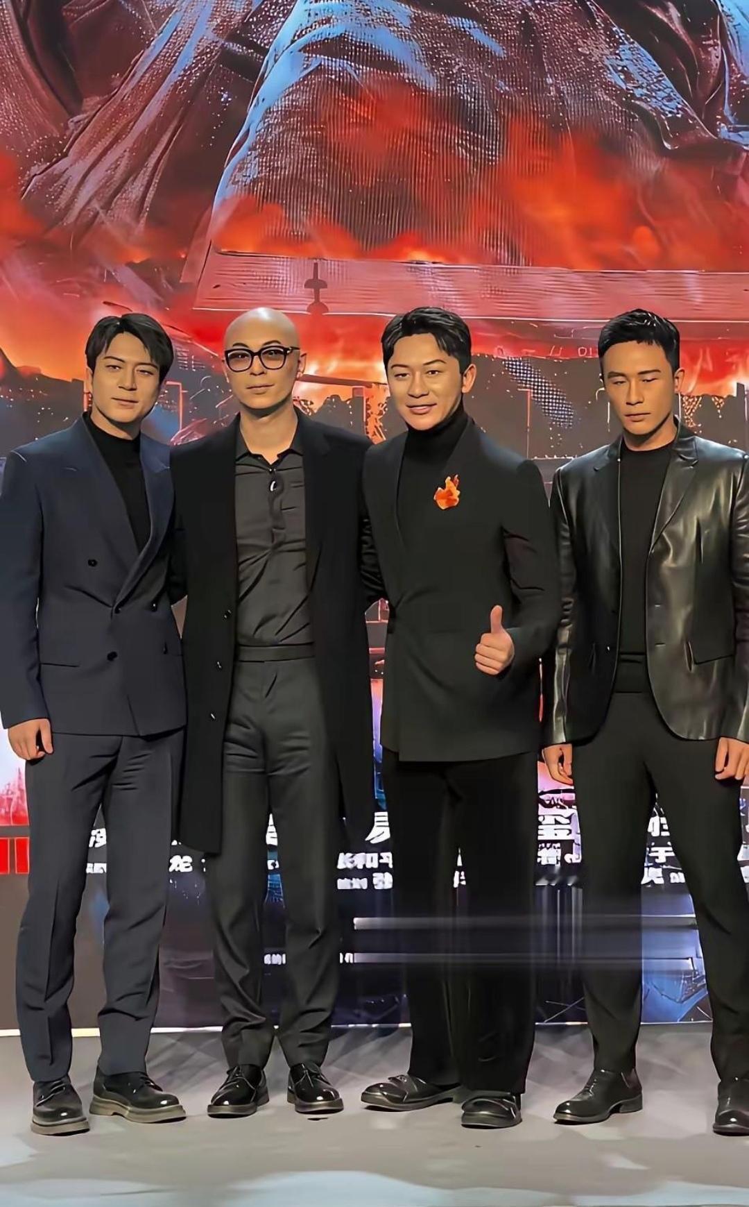 这才是娱乐圈真正的硬汉代表！爷们儿的代名词！