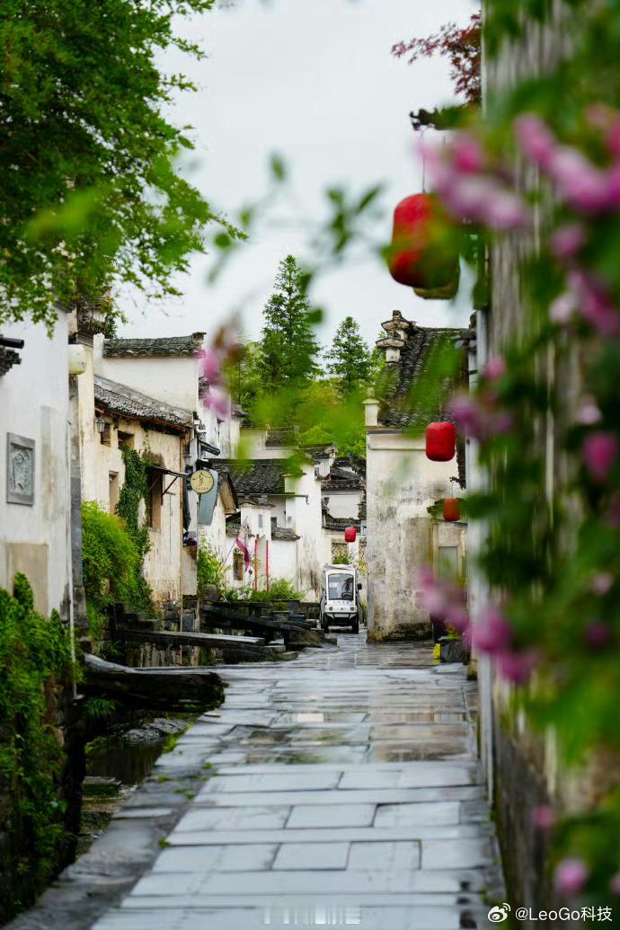中国旅游日解码黄山非遗DNA焕新非遗计划🏮黄山非遗图鉴🏮 千年徽州藏着东方美