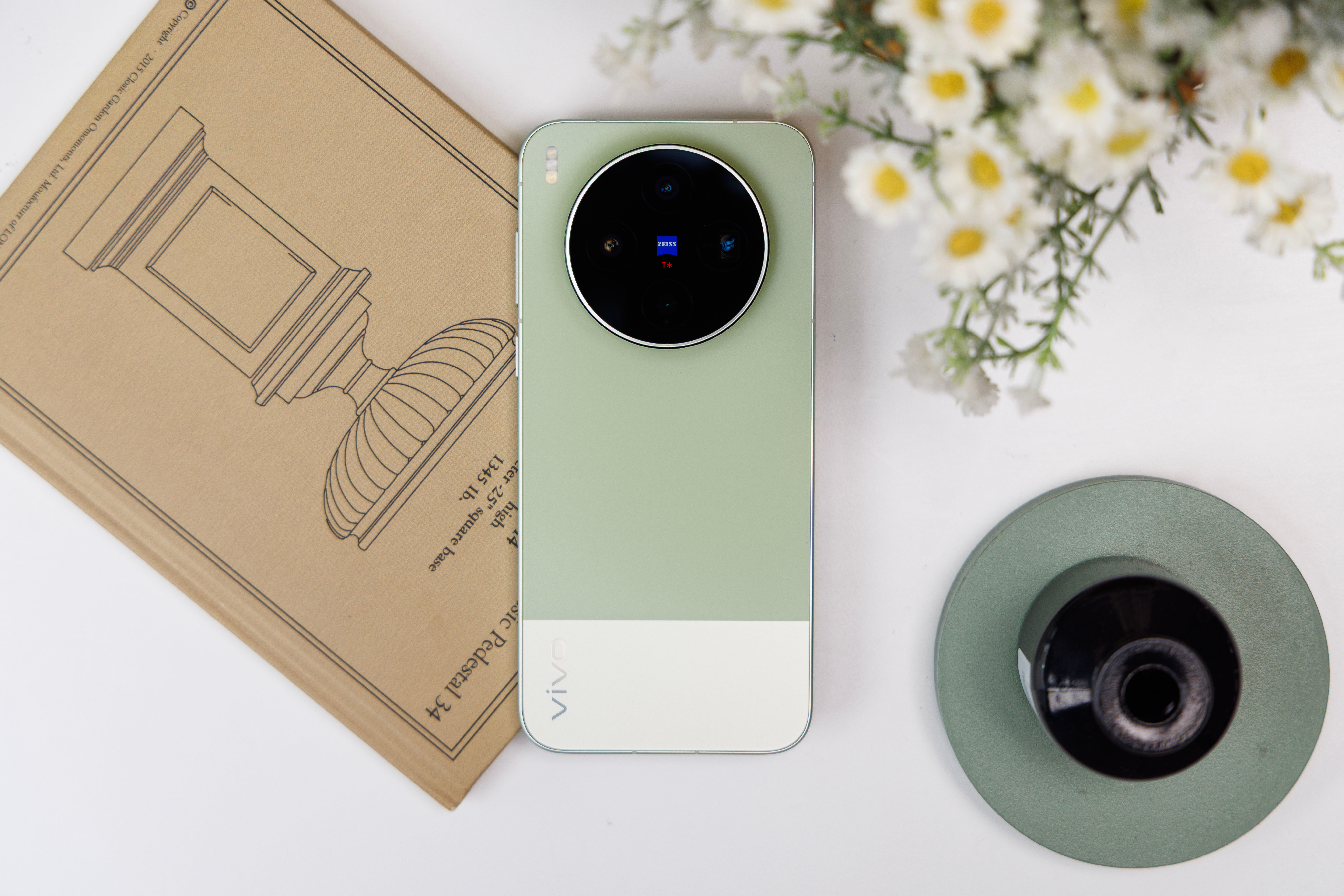 Eva 的 vivo X300s 图赏，光看着是不是就感受到春天的气息摄像套装有