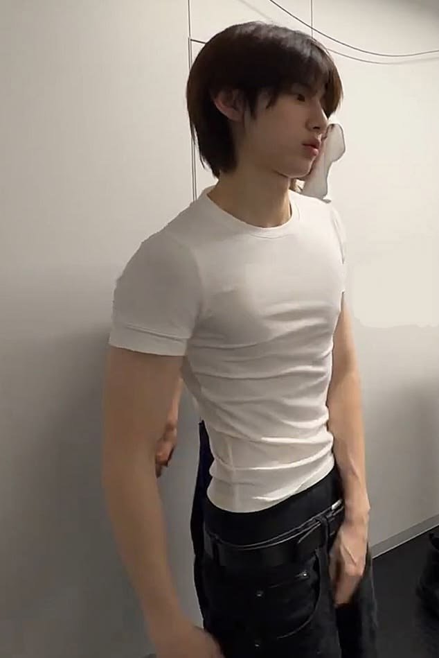 金主训  金主训六男一 很有反差感的小男孩 