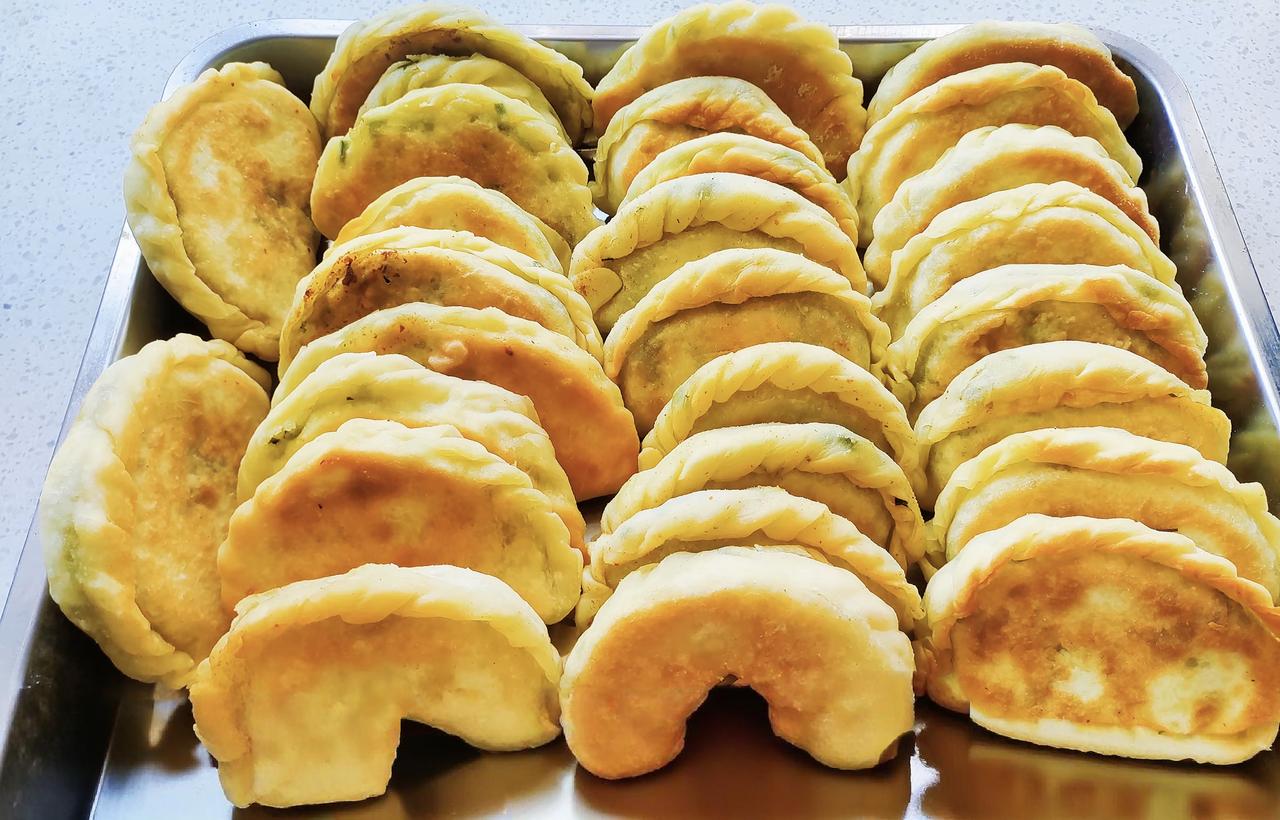 生活忙忙碌碌，日子酸酸甜甜，亲手烹饪的美食，是疲惫生活里最温暖的慰藉，人间烟火气