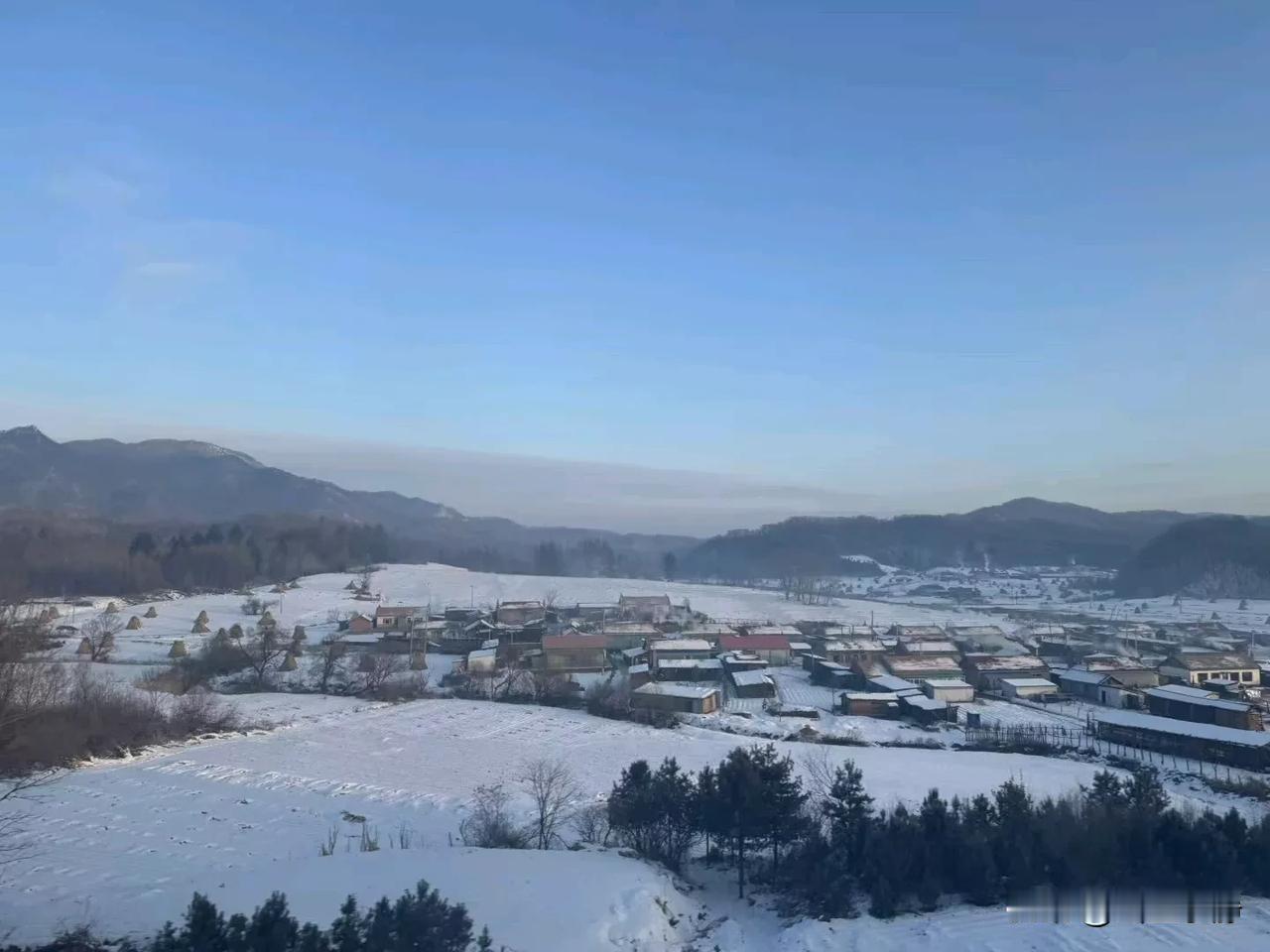 守住自己，为自己储能，把根基打牢固，来年才能厚积薄发。新的一天开始！加油！朋友！