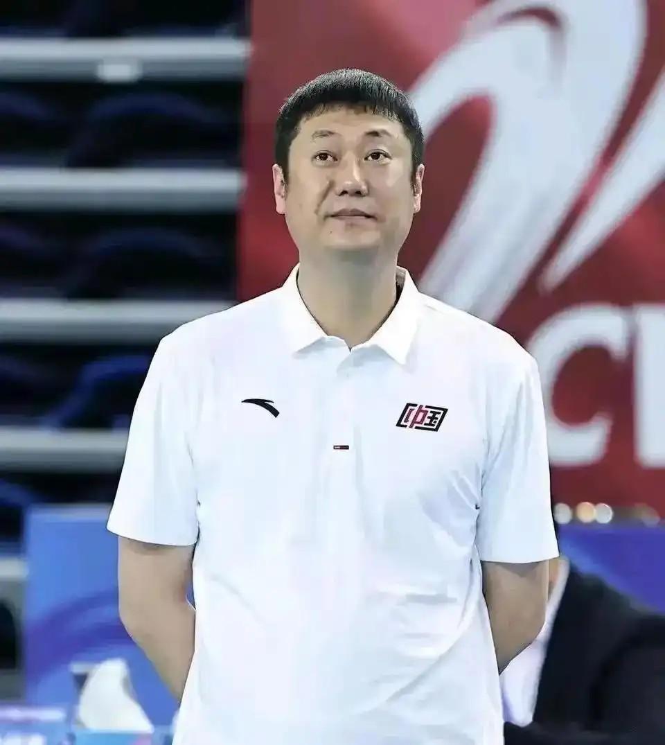 中国女排出征安卡拉，首战德国必须拿下
      世界女排联赛中国女排在南京站的