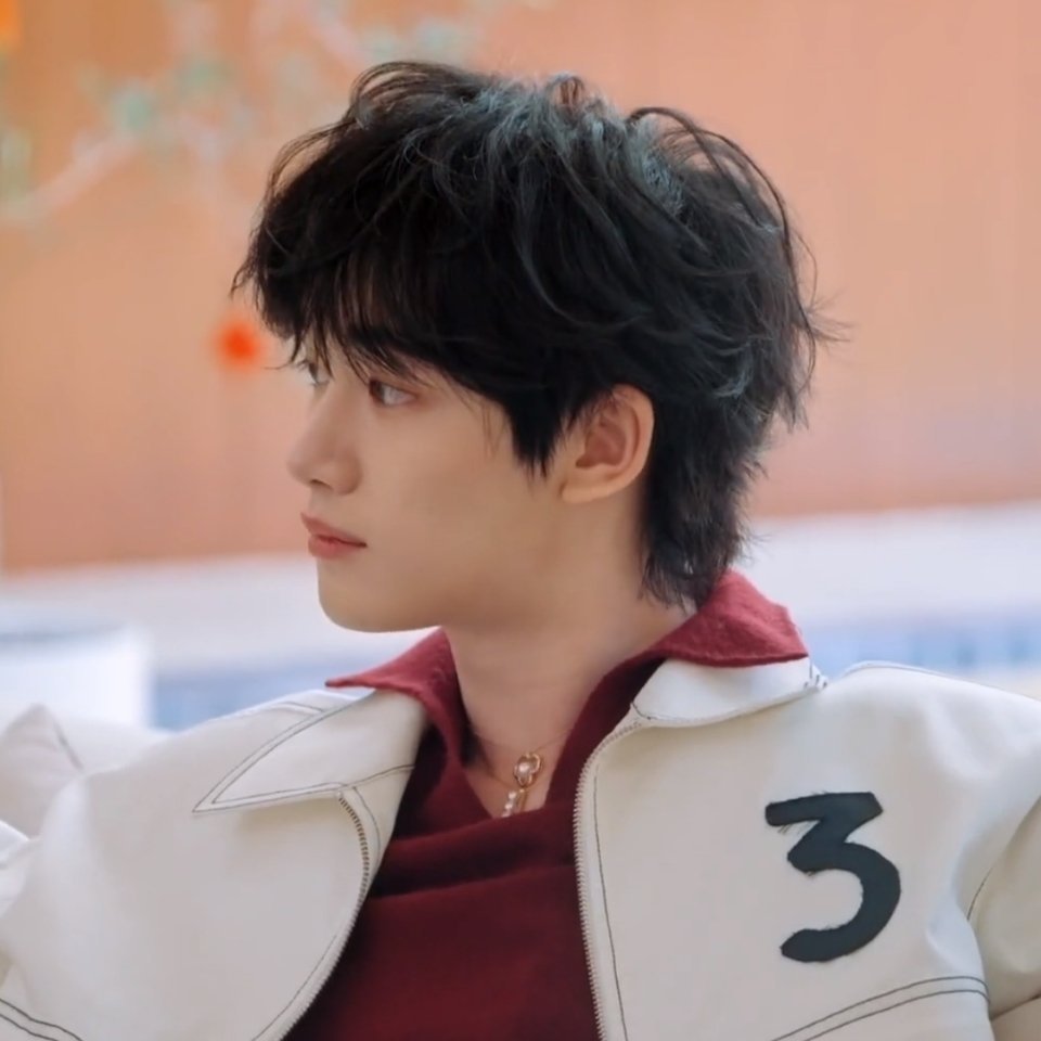 好英俊🥺 