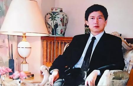 1989年，40岁李春平娶了78岁好莱坞影星，继承70亿遗产，后来女影星弥留之际