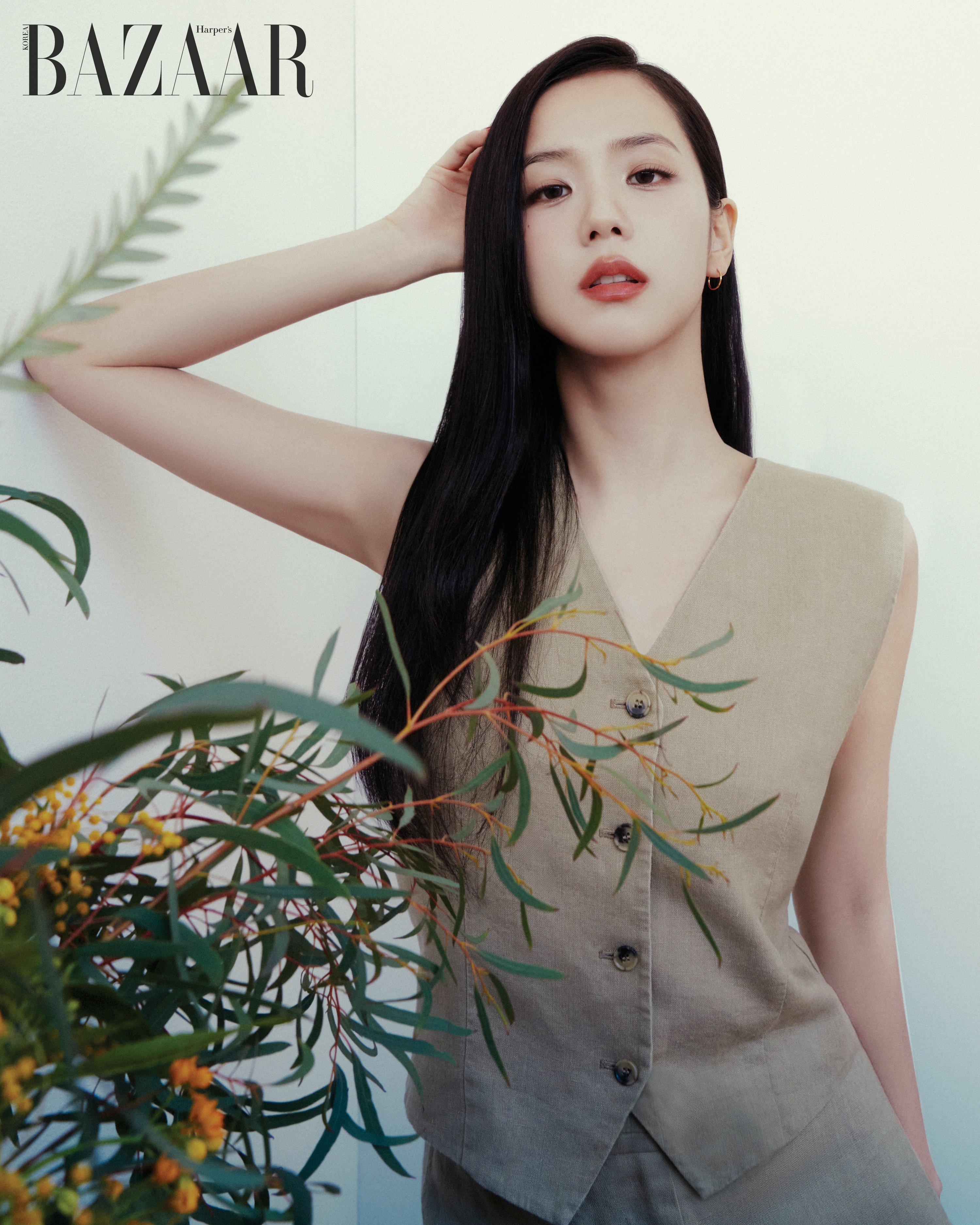 260331 BLOSSOO官网更新Jisoo × Bazaar Korea相关