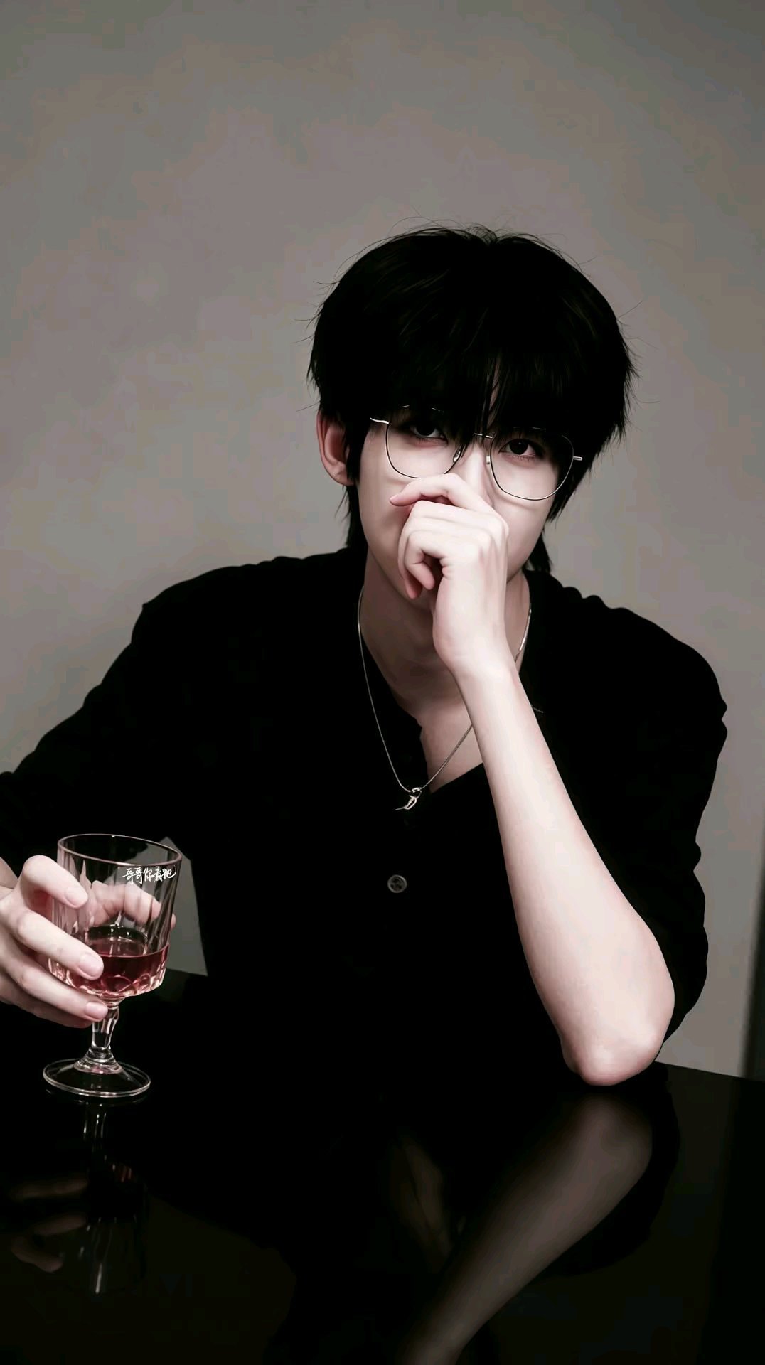 杨博文YBW 💓杨博文 四代唯一c位队长 💕杨博文周扬百无聊赖"你眼中的点点