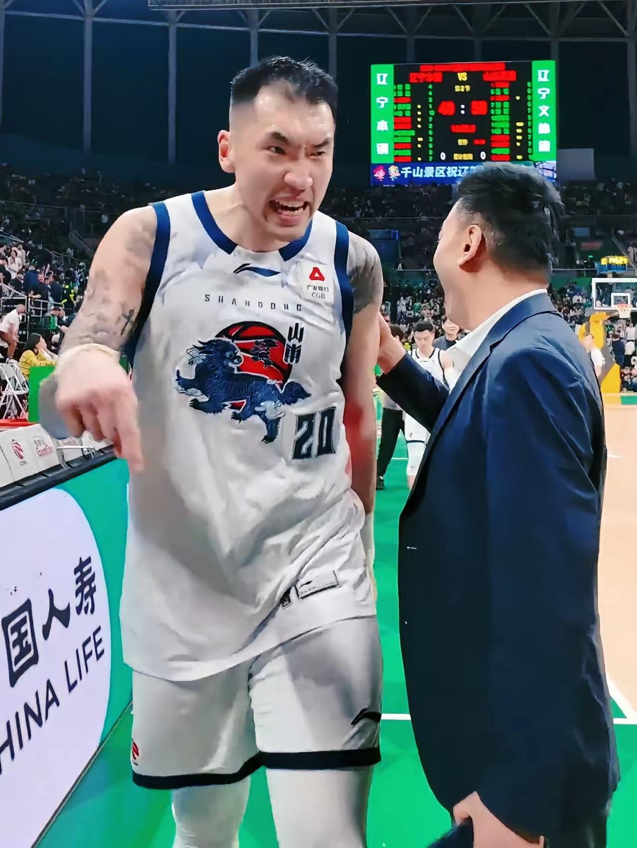 陶汉林一句“赢不了就退役”，看哭无数山东球迷
 
CBA季后赛山东对阵辽宁的生死