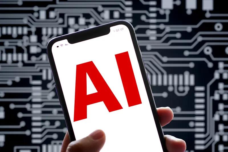 从市场需求端来看，当下AI技术正以前所未有的速度融入各行各业。无论是医疗领域借助