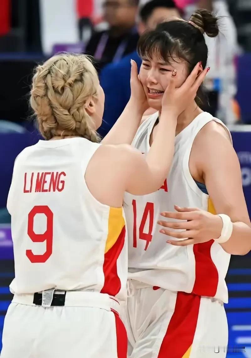 艰难！
7月28日  中国女篮VS西班牙队  遭遇战
7月31日  中国女篮VS