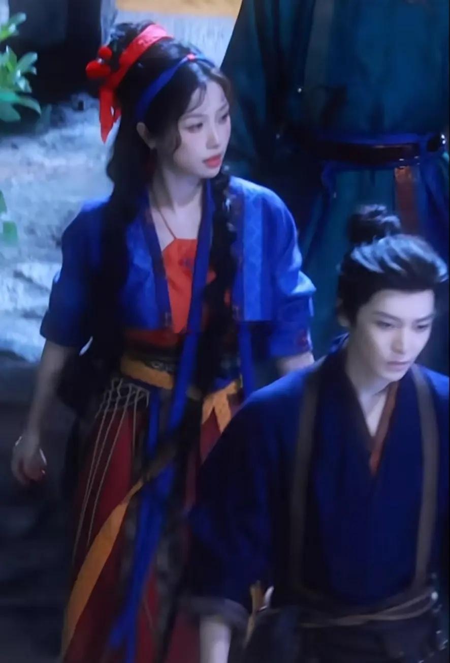 《念相思》造型师易小雅能不能别搞回味童年了，一股子8090年代的古装剧风格了，这