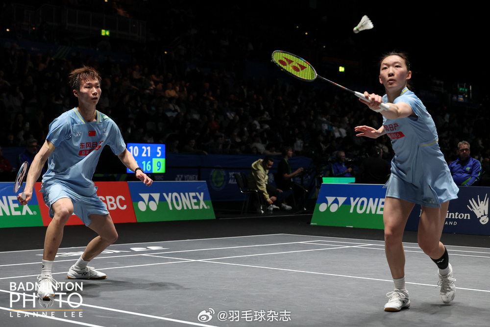 “丫邦”晋级全英八强全英公开赛混双次轮：蒋振邦/魏雅欣 21-16、21-18 