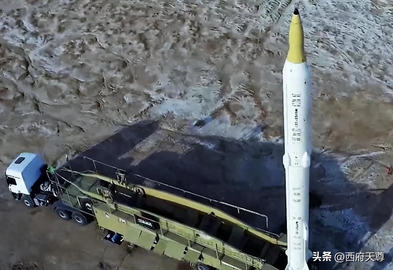 过去都说伊朗怂，现在你看看他们怂吗？这才几天时间，居然动用了数百枚导弹，打击了美