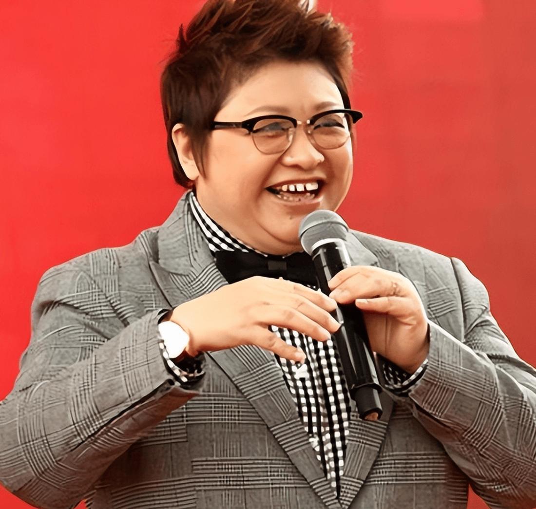 人未到！支援的物资先到！
她从没让大伙失望过。

香港这场大火让人揪心。
韩红基