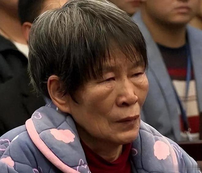 #受害者希望余华英能被判处死刑#余华英拐卖儿童案在贵阳市中级人民法院进行了重审开
