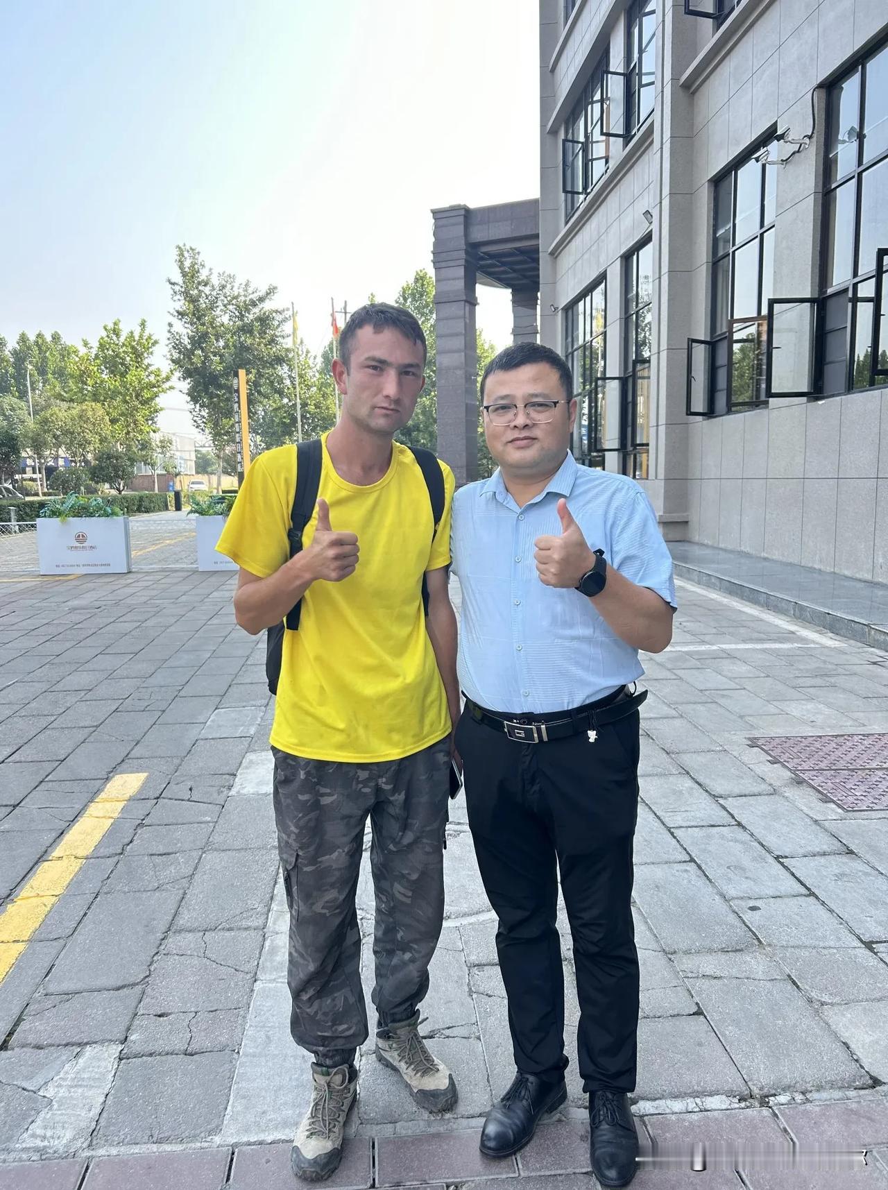 行者无疆，大爱无言！