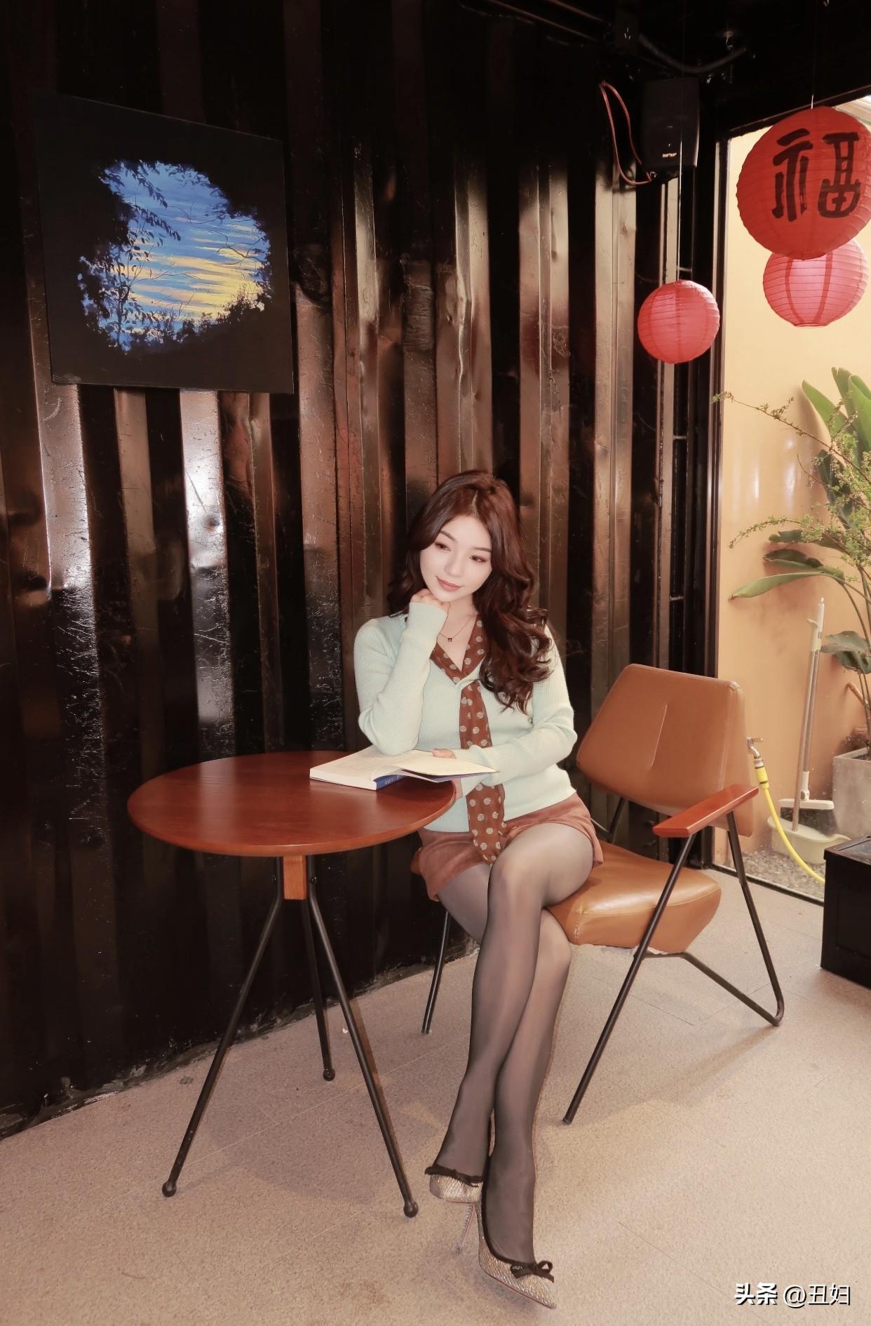 自律积极型注重仪表，生活习惯好，能带来舒适稳定的感觉。幽默风趣型善于化解尴尬，让