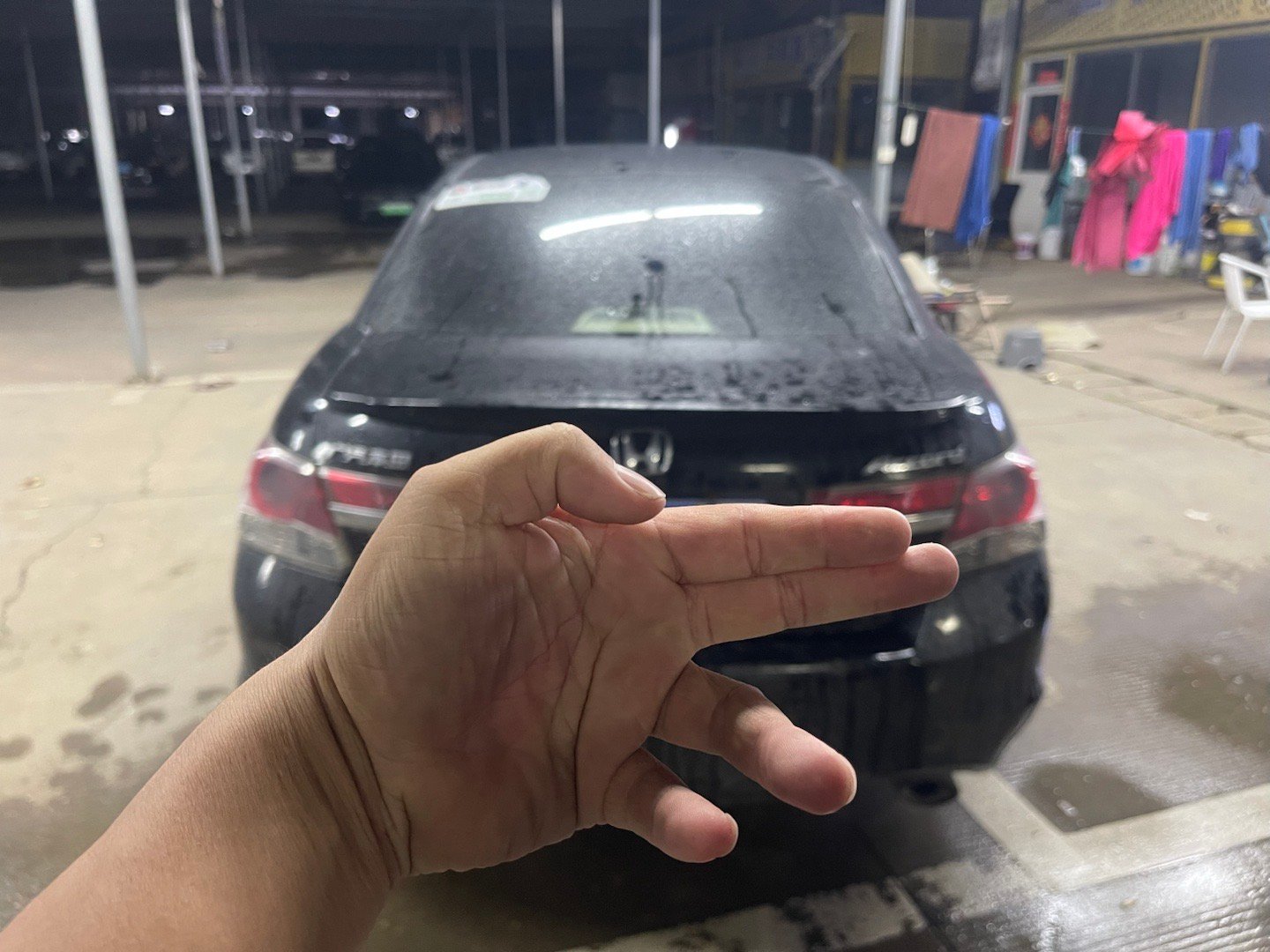 昨晚拿下的雅阁 ，2011年上牌 2.0L EX Navi 导航版13万公里 ，