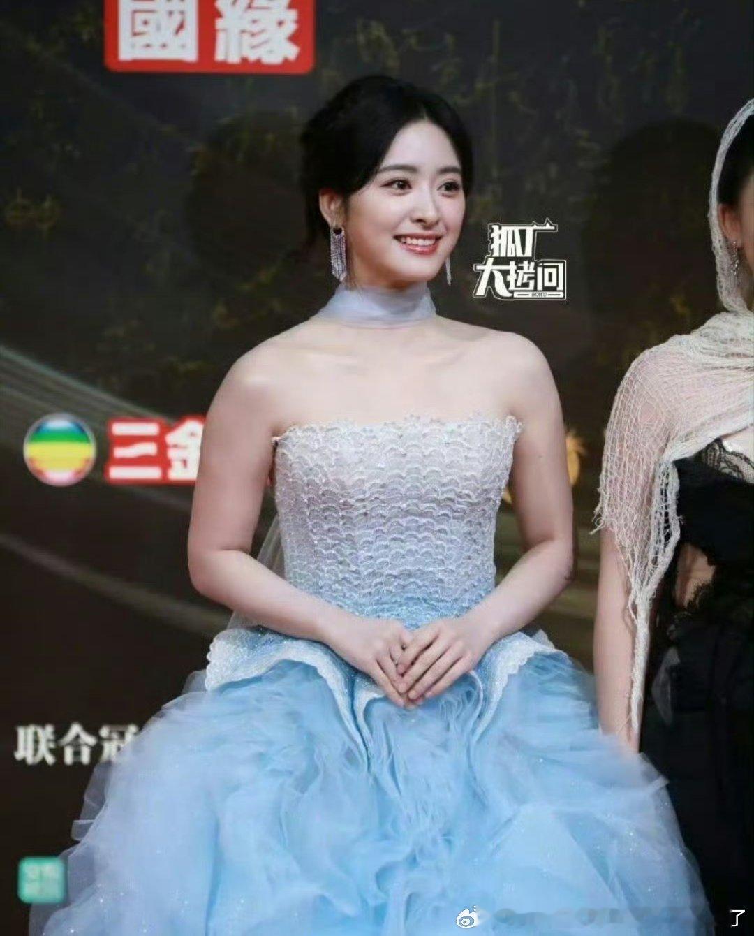 这大臂也是太好混了 