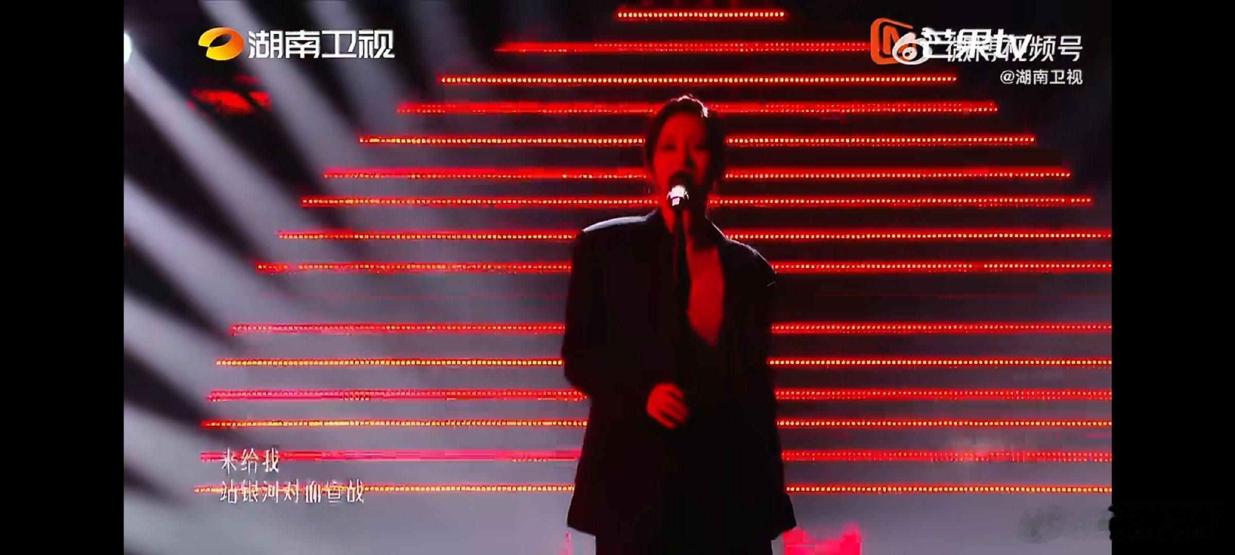 歌手直播张碧晨真好听能够清晰感受到她在演唱时投入了十足的心意，一字一句都饱含真情