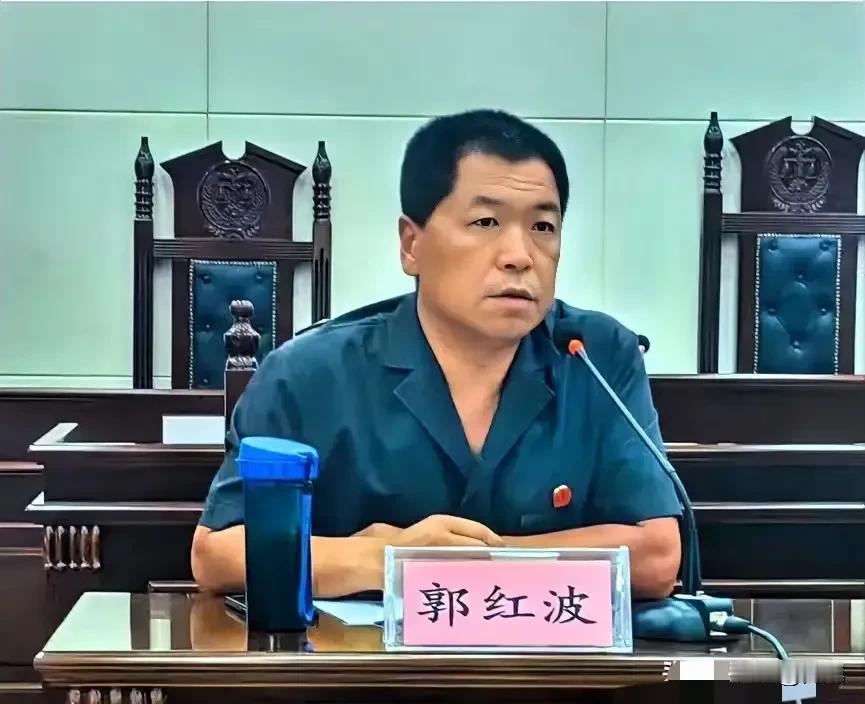 现在最恨李红波的人绝对是冯院长了！

你怎么能啥话都往外捅？即便我曾这样或是那样