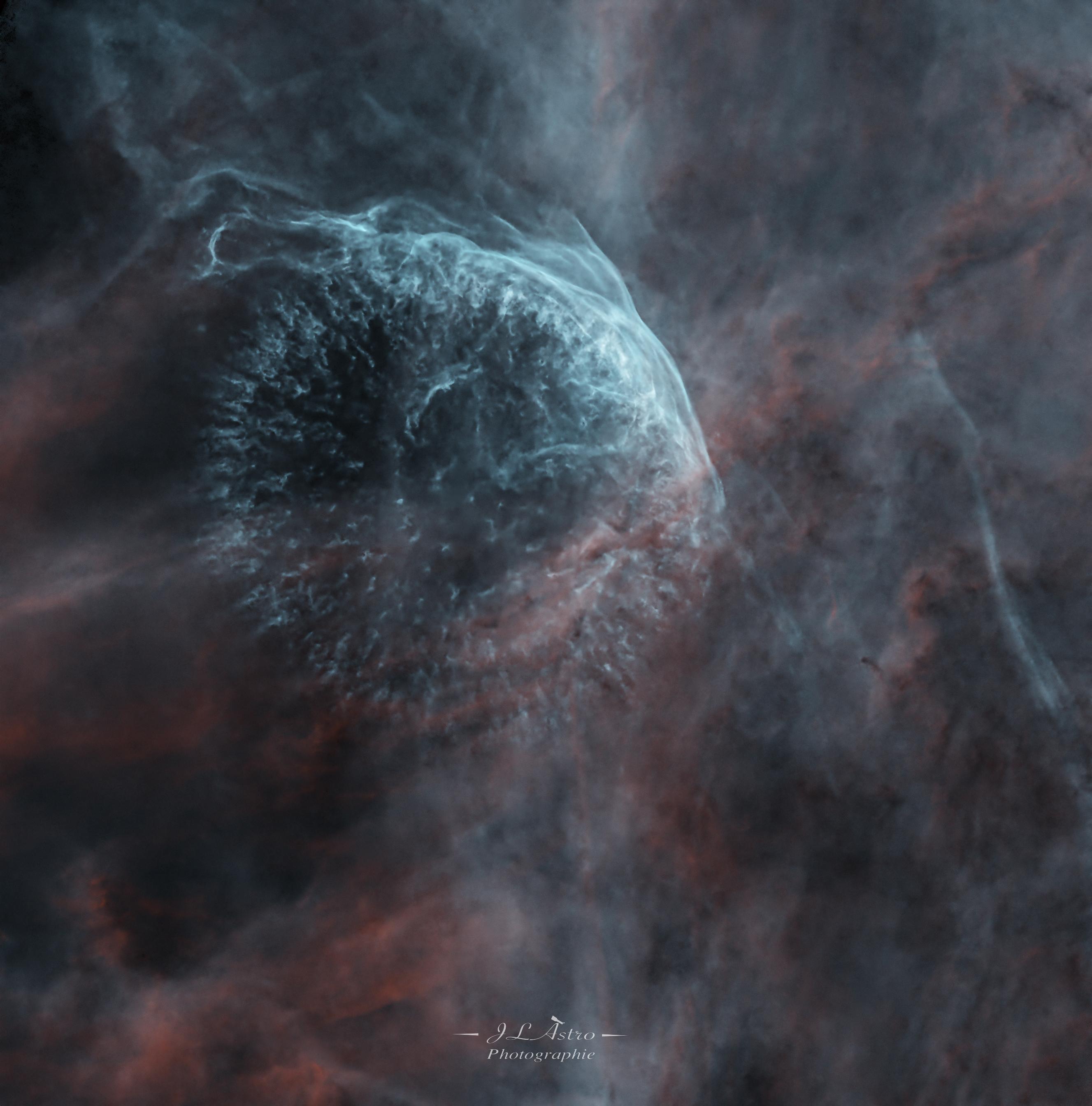 环形星云WR134，位于天鹅座。这张图经过了 30 小时曝光，采用 H...