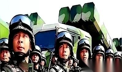 半夜刷到个离大谱的发言，脑瓜子嗡嗡的。
有个专家居然搁那儿高谈阔论：“谁说落后就