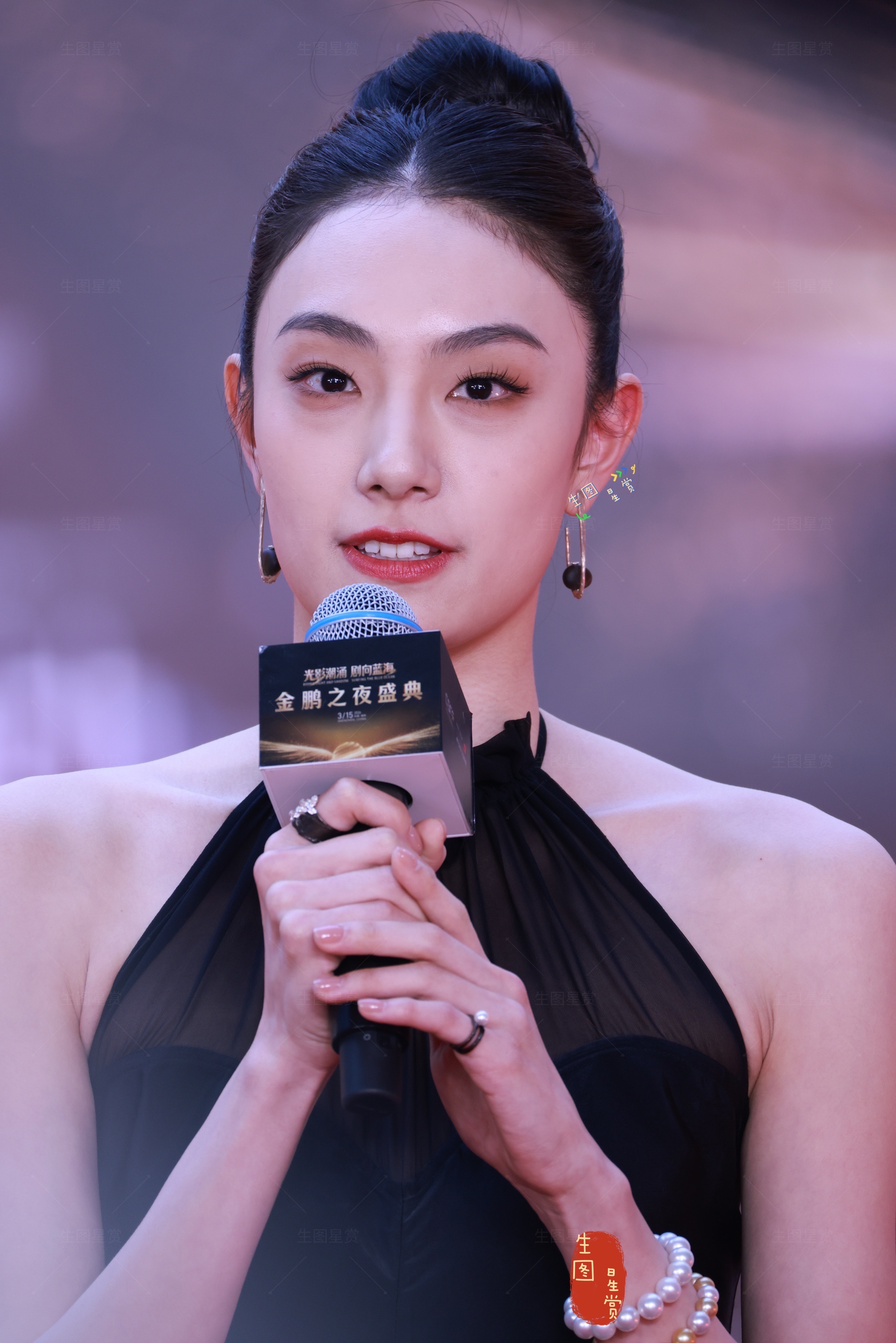 徐拓×金鹏之夜盛典红毯 