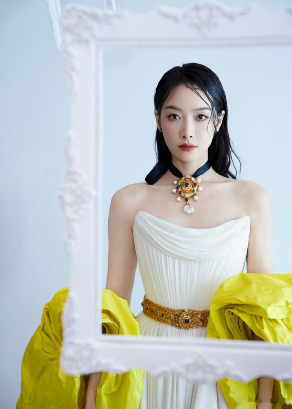 宋茜的发型师是谁啊？咋给美女弄的这个头发[揣手][揣手] ​​​