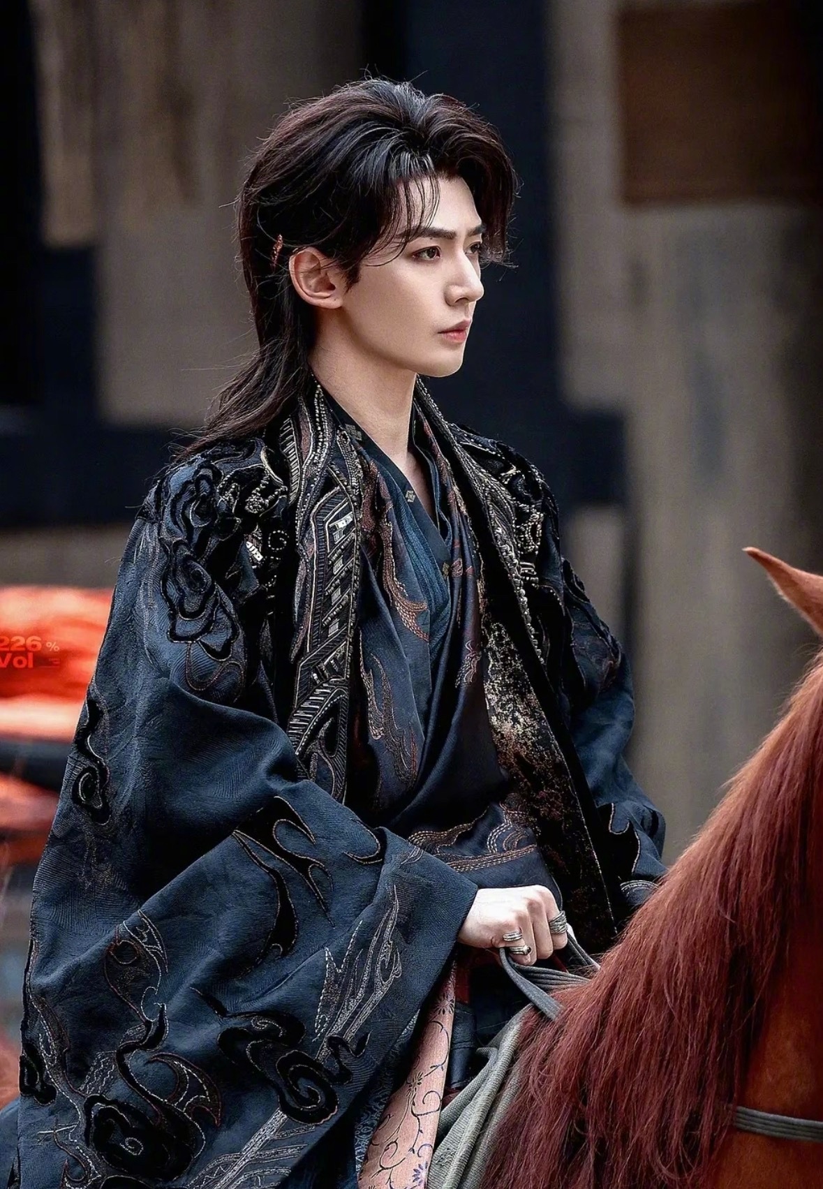 邓为7月即将进组新剧《百妖谱》，如果是郭敬明当导演，剧组服化道不会差。组训已出，