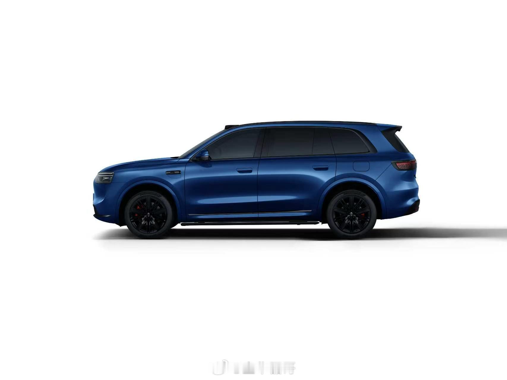 问界M8上市一年交付突破17万问界M8上市一年，交付17万台，更让人惊讶的是，在