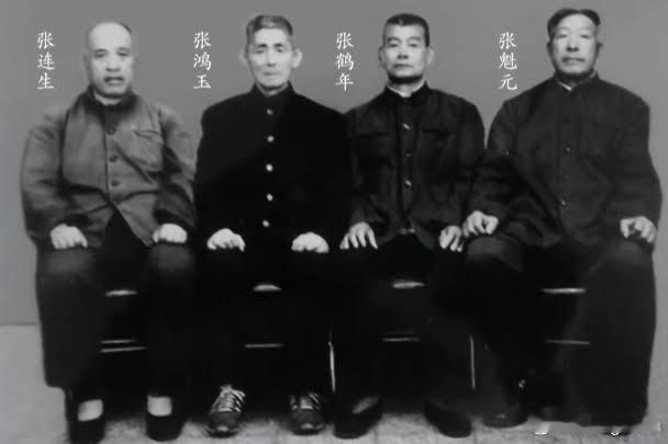 聊点可能会挨骂的话题。就是中国的男青年怎么提高自己的性吸引力。先说结论：第一少看