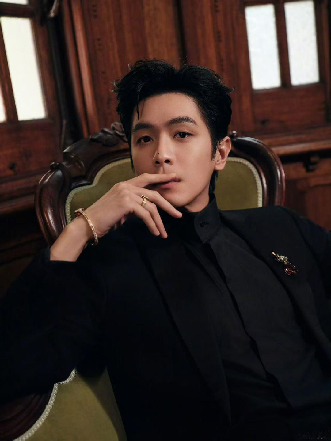 张若昀开端宇宙新篇开启好耶😆家昀新电影😆张若昀快递员宋卜道已打卡成功