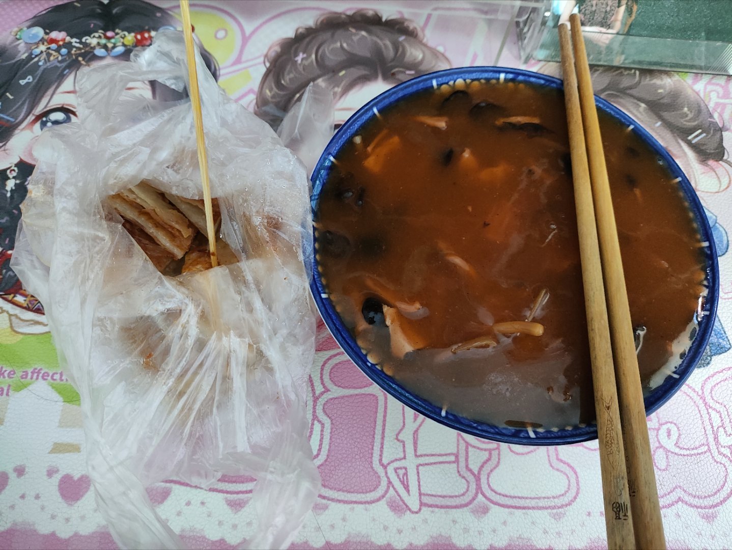 胡辣汤加酱香饼最好的搭子 