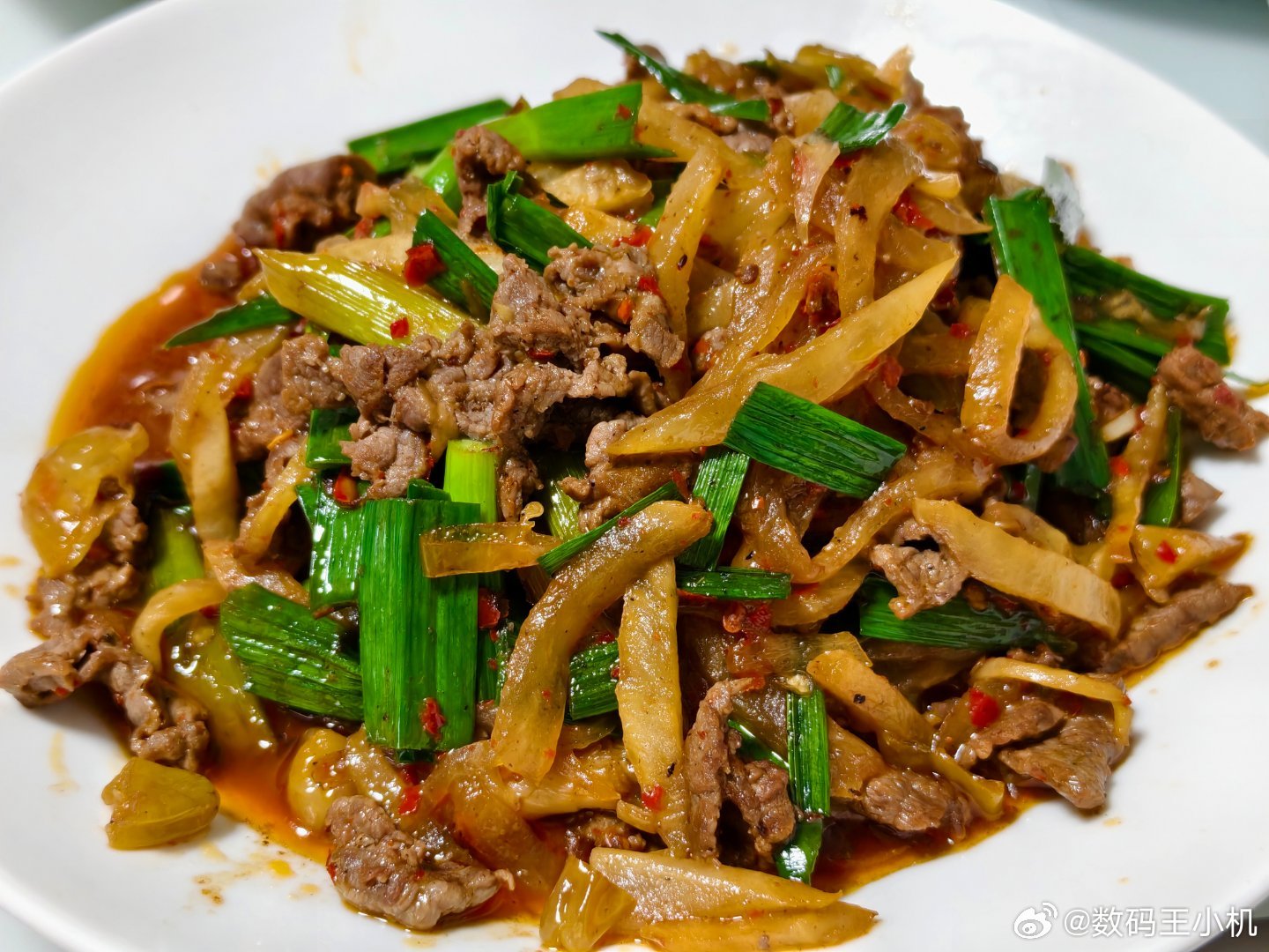 真的没人管管江西小炒吗是吧，江西小炒绝对是一股清流，主打一个现炒食材，还特别有锅