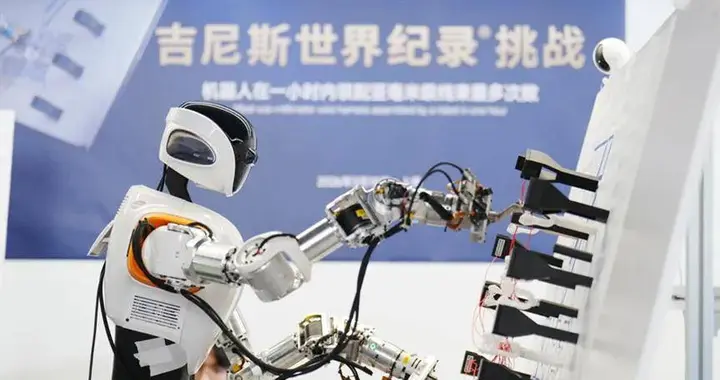 机器人马拉松超越人类之后：本体走到尽头，智能成为下半场