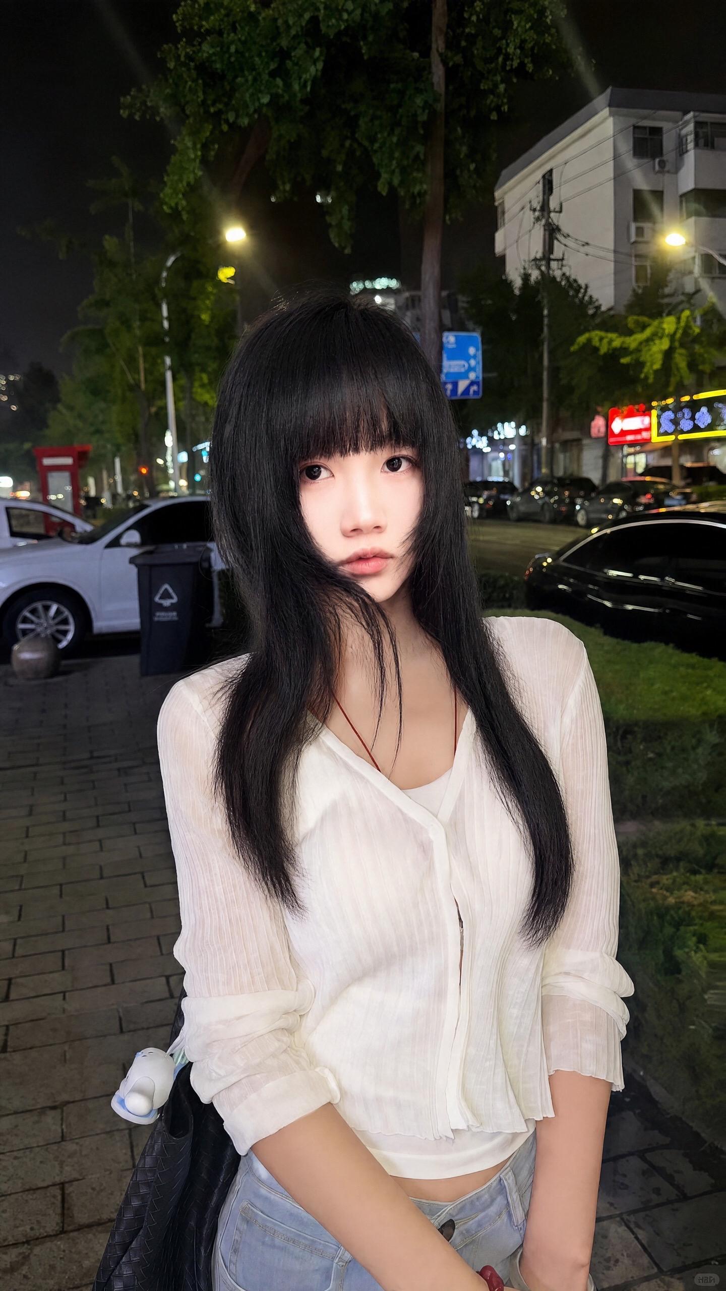 日常穿搭分享 175御姐穿搭 夜晚街拍穿搭分享 今日份辣妹穿搭 日常穿搭记录
