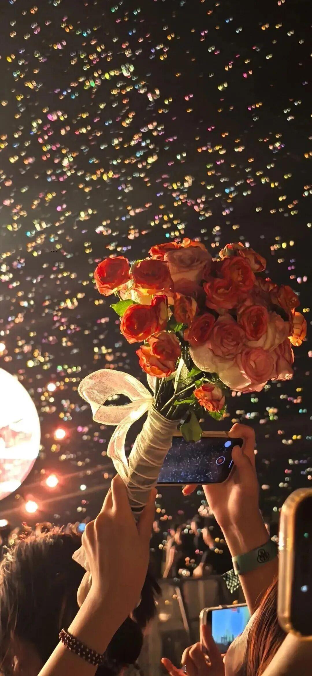 “只要春天还在，我就不会悲哀，纵使黑暗吞噬了一切，太阳还可以重新回来。”——《只