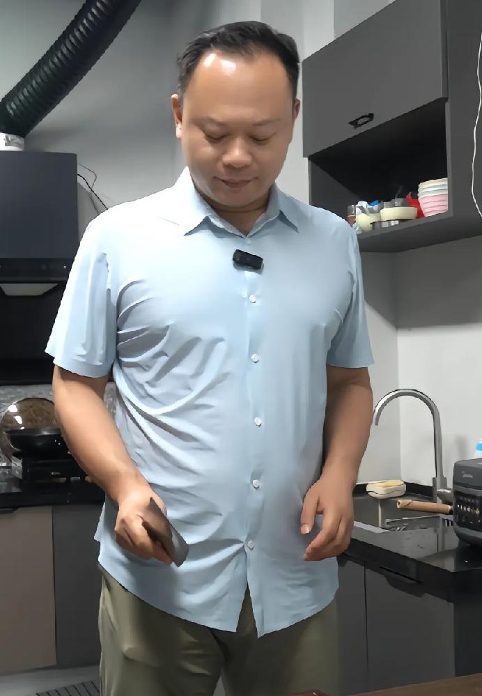 军事博主听风的蚕提出了一个解决养老金不足的好办法！大家感觉可行吗？蚕哥不愧是各领