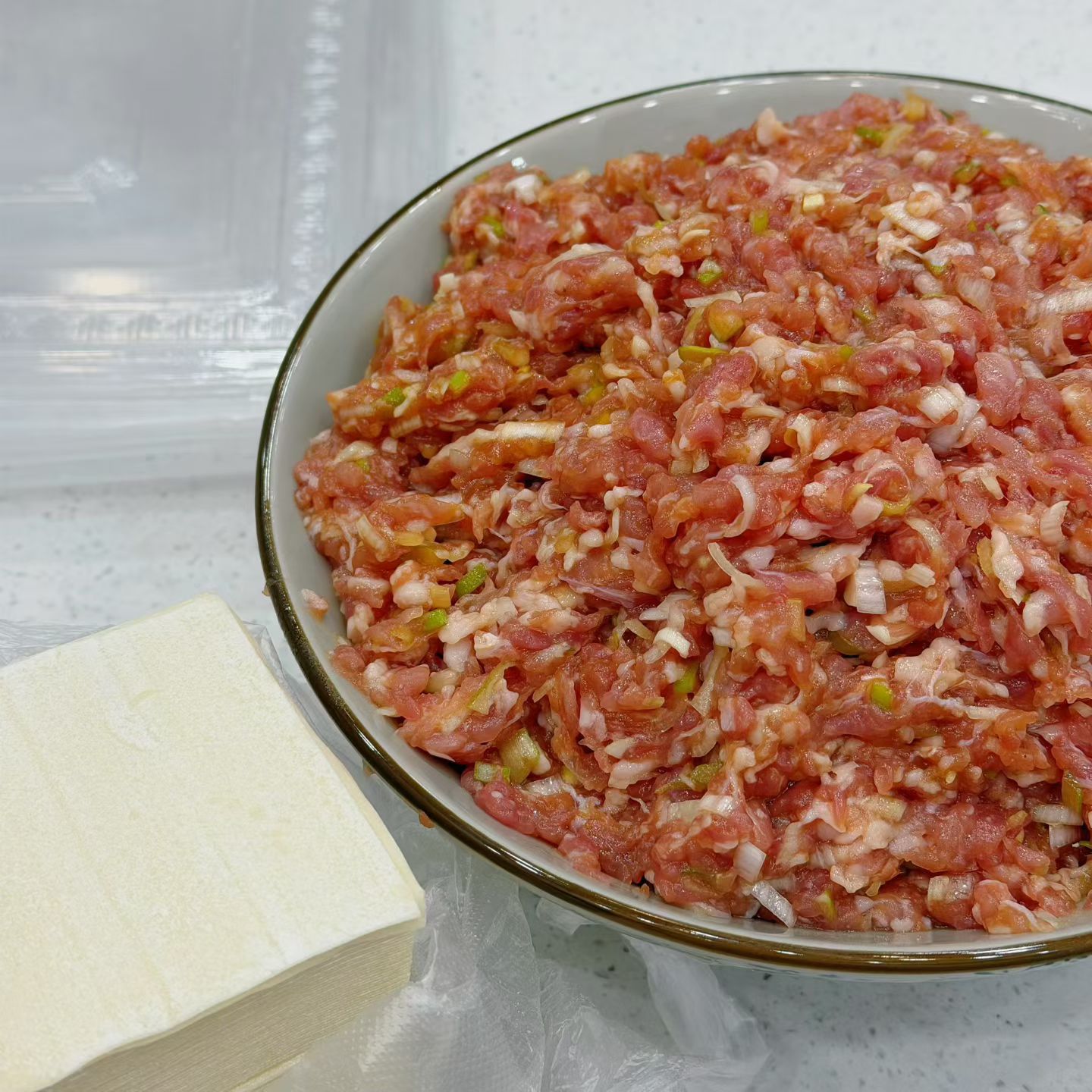 包点小馄饨，明天早上给孩子当早餐，自己做的放心，美味～ 