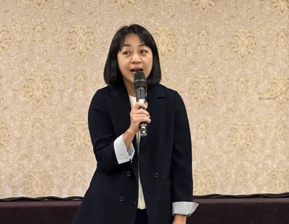 时代力量党主席王婉谕今日叫嚣，“中国是侵略者，侵略者不会等待我们做好准备，或许此